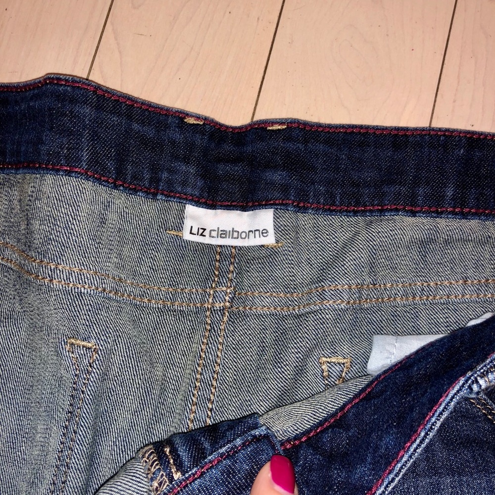 Jeans - Picture 2 of 5
